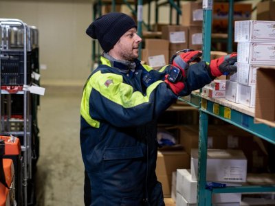 SLIGRO pārtikas noliktavas darbinieki